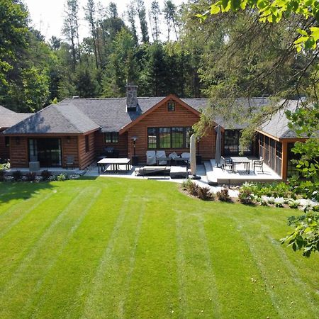 Hotel Haliburton Post House Minden Exterior foto