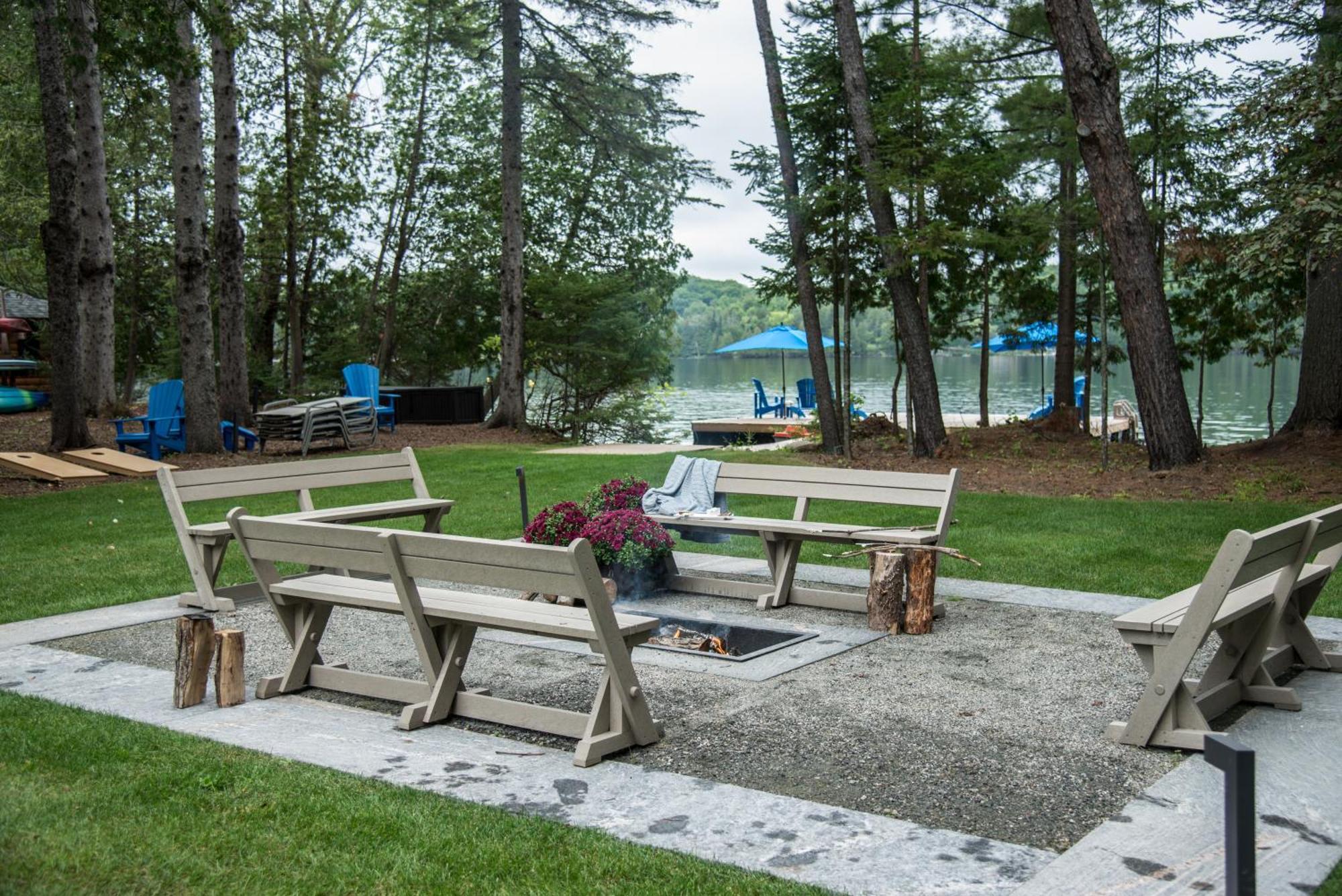 Hotel Haliburton Post House Minden Exterior foto